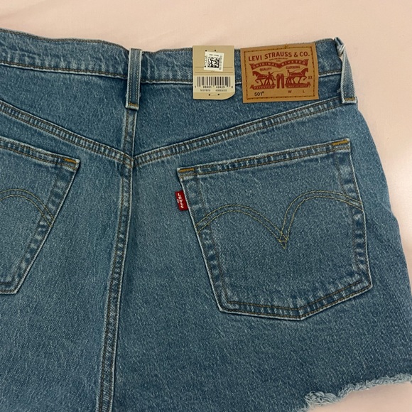 NWT HIGH RISE shorts - Picture 2 of 5